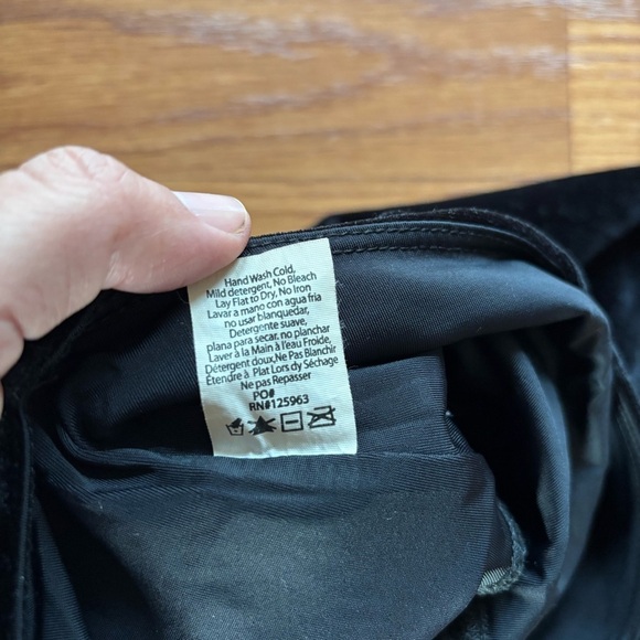 Beyond Yoga Black Velvet High Waisted Leggings XSmall - Picture 10 of 10